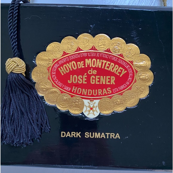 One of a kind tasseled , beaded handle cigar box purse - Picture 3 of 9